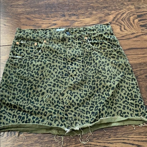 zara leopard denim skirt